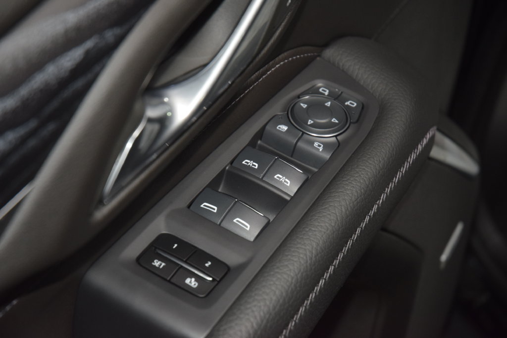 Used 2024 GMC Yukon Denali AWD/4WD image 51