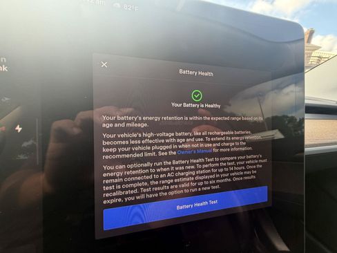 Used 2023 Tesla Model 3 Standard Range RWD image 16