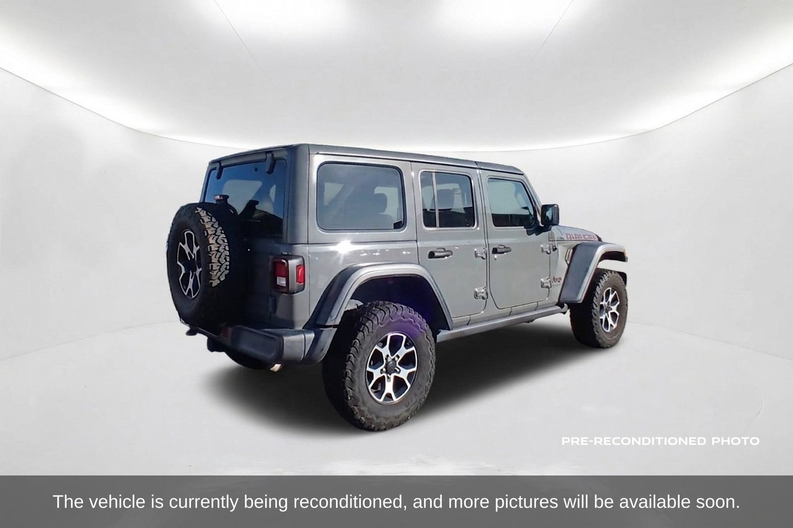 Used 2019 Jeep Wrangler Unlimited Rubicon w/ Cold Weather Group AWD/4WD image 6