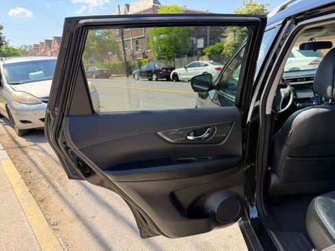 Used 2015 Nissan Rogue SL w/ SL Premium Package AWD/4WD image 21