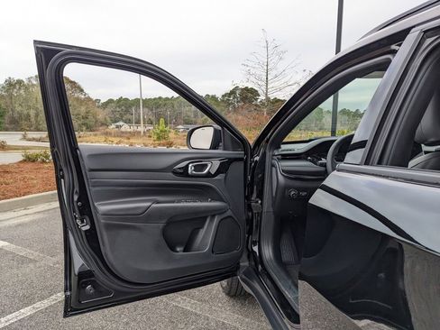 New 2026 Jeep Compass Latitude image 52