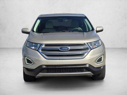 Used 2017 Ford Edge Titanium w/ Technology Package image 2