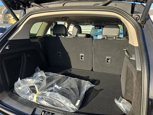 New 2026 Lincoln Corsair Reserve image 21