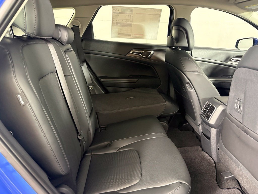 New 2026 Kia Sportage EX FWD image 18