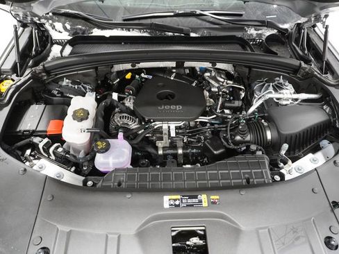 New 2026 Jeep Grand Cherokee Limited image 8