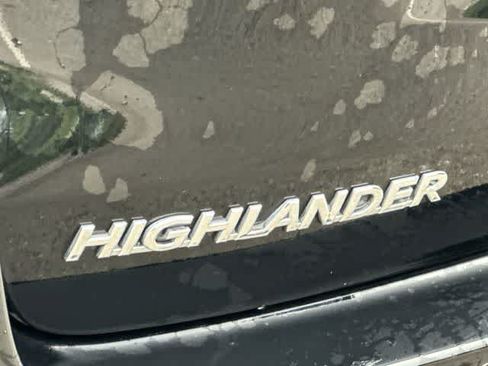 Used 2016 Toyota Highlander Limited AWD/4WD image 20