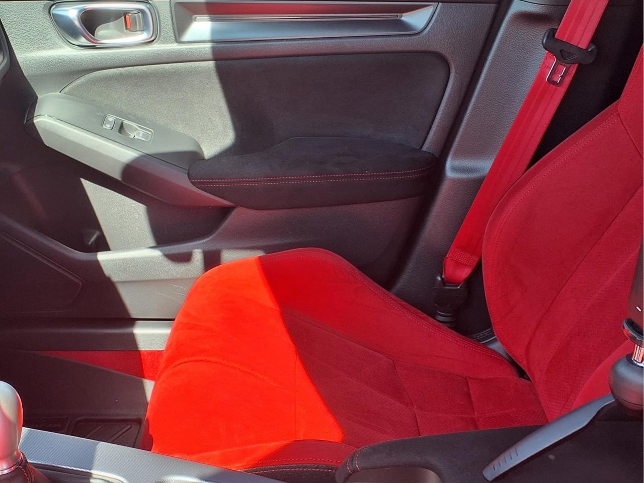 Used 2024 Honda Civic Type R image 12
