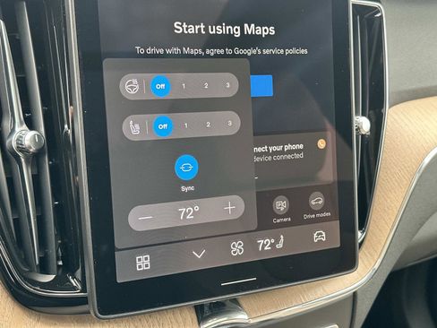 New 2026 Volvo XC60 B5 Plus w/ Climate Package PRO image 25