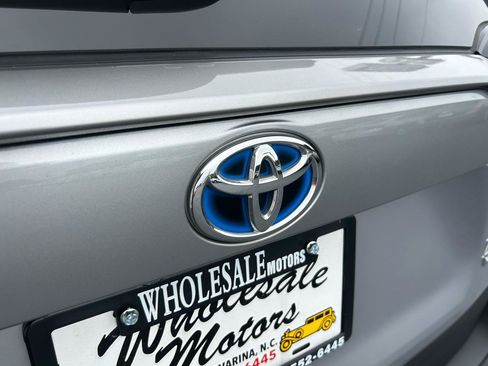 Used 2023 Toyota RAV4 Limited AWD/4WD image 32