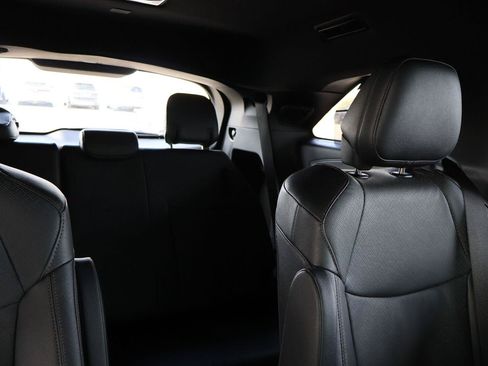 Used 2026 Toyota Sienna Platinum AWD/4WD image 22