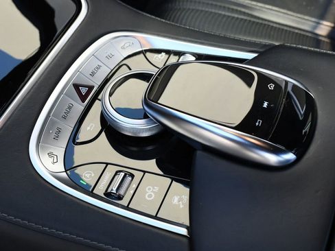 Used 2018 Mercedes-Benz S 63 AMG S 4MATIC Sedan image 30