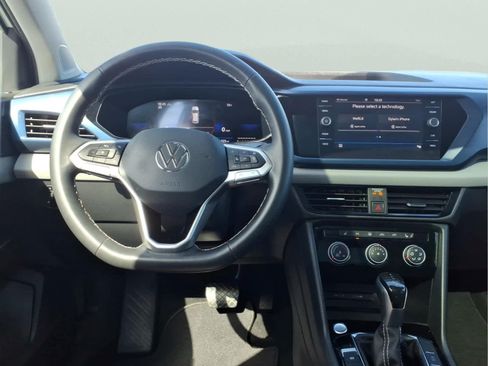 Used 2023 Volkswagen Taos SE w/ Panoramic Sunroof Package AWD/4WD image 14