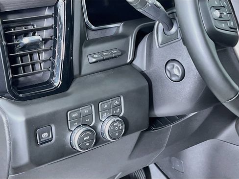 Certified 2026 GMC Sierra 1500 AT4X w/ LPO, Black Badging Package AWD/4WD image 9