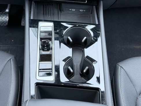 Used 2026 Volkswagen Atlas SE FWD image 18