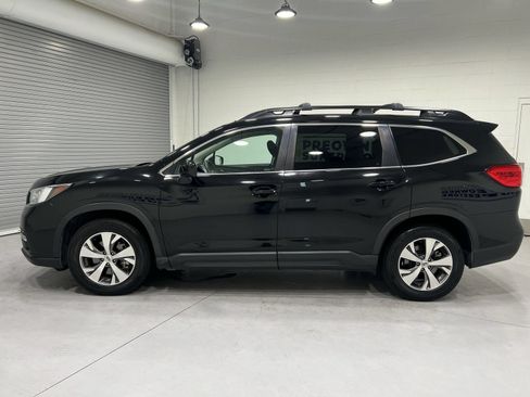 Used 2021 Subaru Ascent Premium AWD/4WD image 5