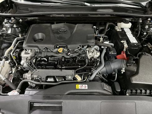 Used 2024 Toyota Camry SE FWD image 24