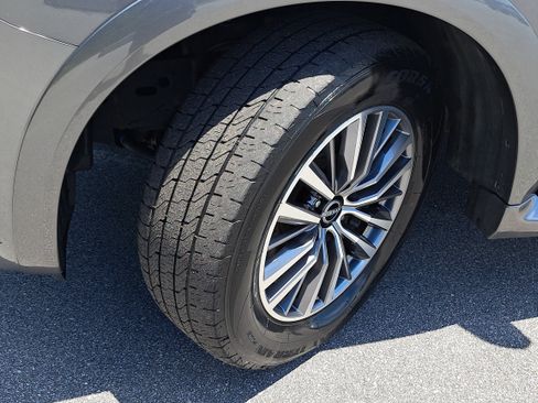 Used 2022 Nissan Armada SL AWD/4WD image 32