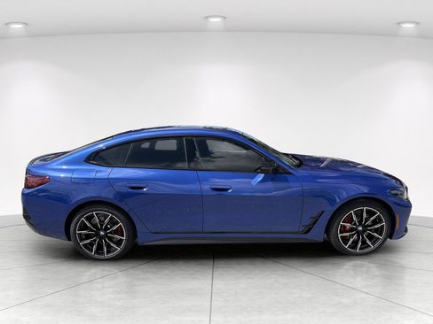 New 2026 BMW 430i w/ M Sport Package RWD image 3