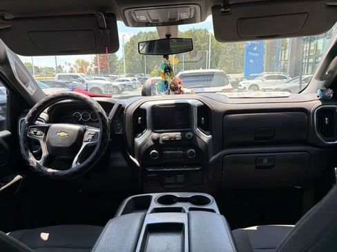 Used 2022 Chevrolet Silverado 3500 LT w/ Remote Start Package AWD/4WD image 21