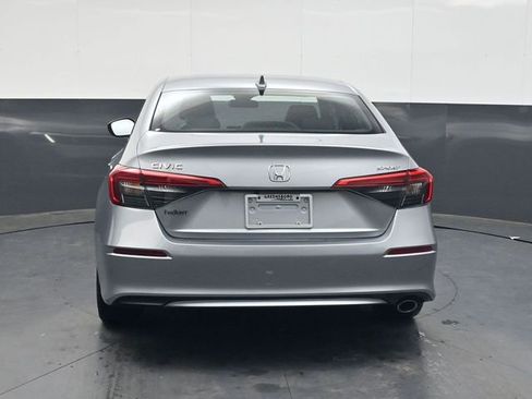 Used 2024 Honda Civic Sport image 5