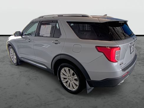 Used 2020 Ford Explorer Limited RWD image 11