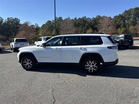 New 2025 Jeep Grand Cherokee L Limited image 8