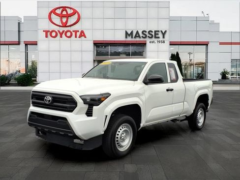 Used 2025 Toyota Tacoma SR RWD image 7