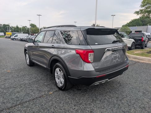 Certified 2024 Ford Explorer XLT w/ Equipment Group 202A AWD/4WD image 5