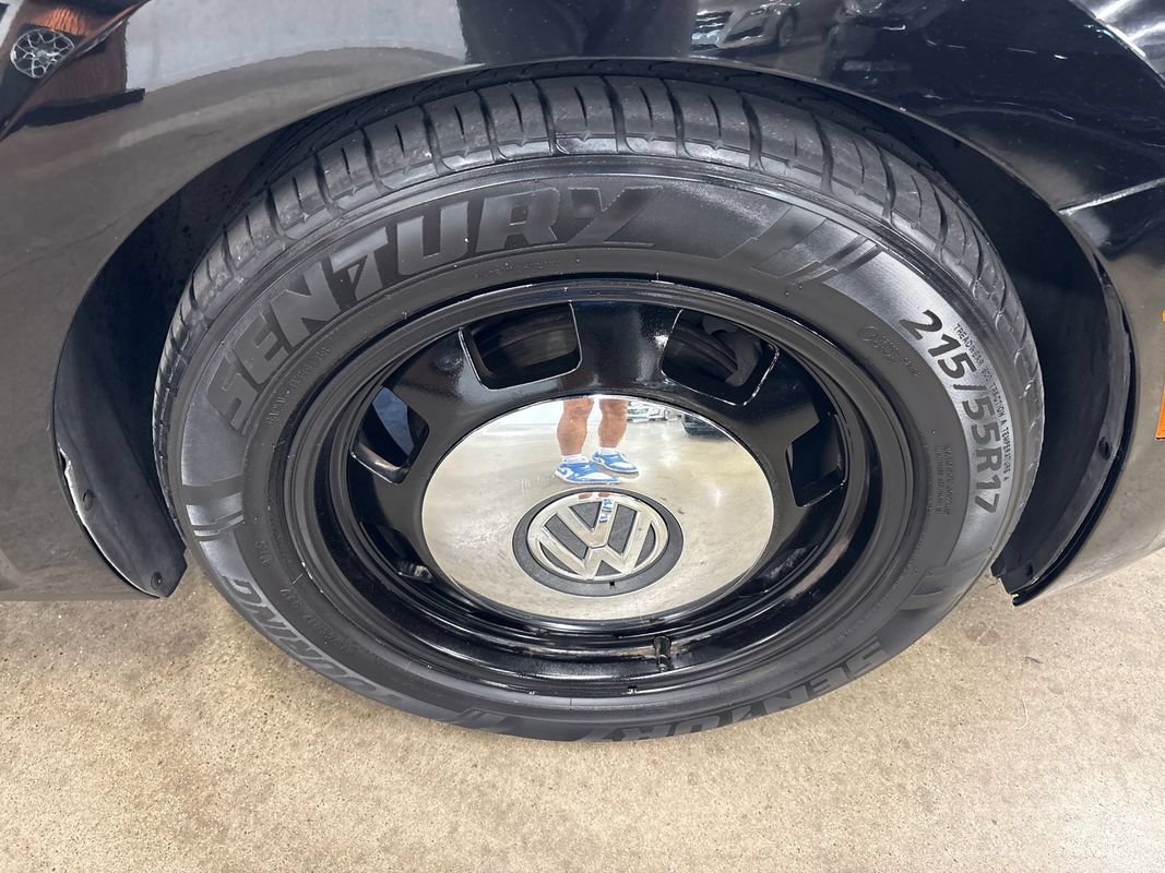 Used 2013 Volkswagen Beetle 2.5 FWD image 21