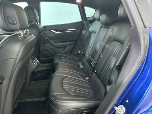 Used 2021 Maserati Levante S image 25