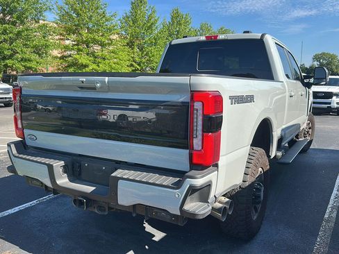 Used 2025 Ford F350 Platinum w/ Tremor Off-Road Package AWD/4WD image 3