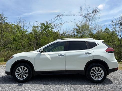 Used 2018 Nissan Rogue SV AWD/4WD image 8