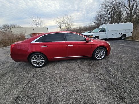 Used 2013 Cadillac XTS Luxury w/ Driver Awareness Package image 9