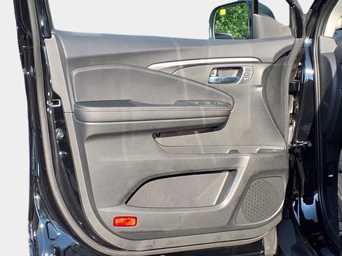 New 2025 Honda Ridgeline RTL image 11