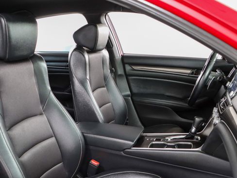 Used 2022 Honda Accord Sport image 26