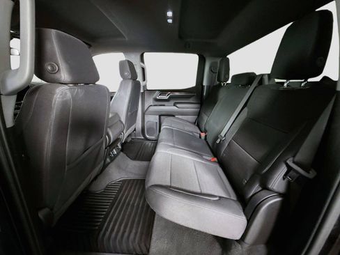 Used 2024 Chevrolet Silverado 1500 LT AWD/4WD image 17