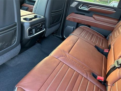 New 2026 GMC Sierra 3500 Denali Ultimate image 12