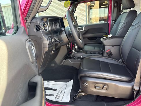 Used 2024 Jeep Wrangler Sahara w/ Technology Group image 3