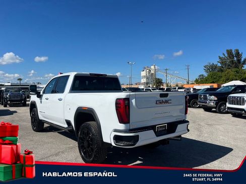 New 2026 GMC Sierra 2500 Denali w/ Denali Reserve Package image 5