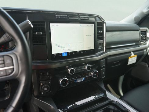 Used 2024 Ford F250 Lariat w/ FX4 Off-Road Package AWD/4WD image 26