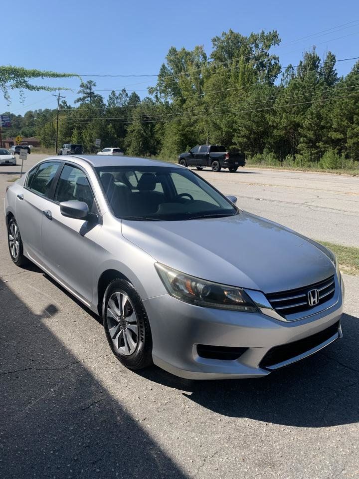 Used 2013 Honda Accord LX image 3