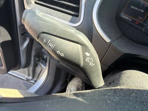 Used 2020 Ford Edge SEL FWD image 45