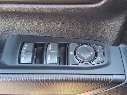 Certified 2023 Chevrolet Silverado 1500 Custom image 21