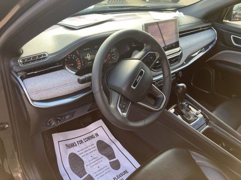 Certified 2023 Jeep Compass Latitude w/ Convenience Group image 13