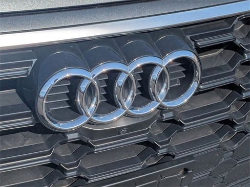 Used 2023 Audi Q5 2.0T Premium Plus image 11