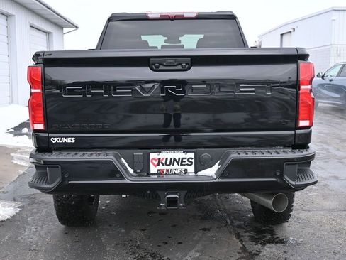 New 2026 Chevrolet Silverado 3500 LT w/ Trail Boss Package image 7