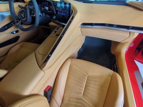 Used 2022 Chevrolet Corvette Stingray Premium Conv w/ Z51 Performance Package RWD image 23