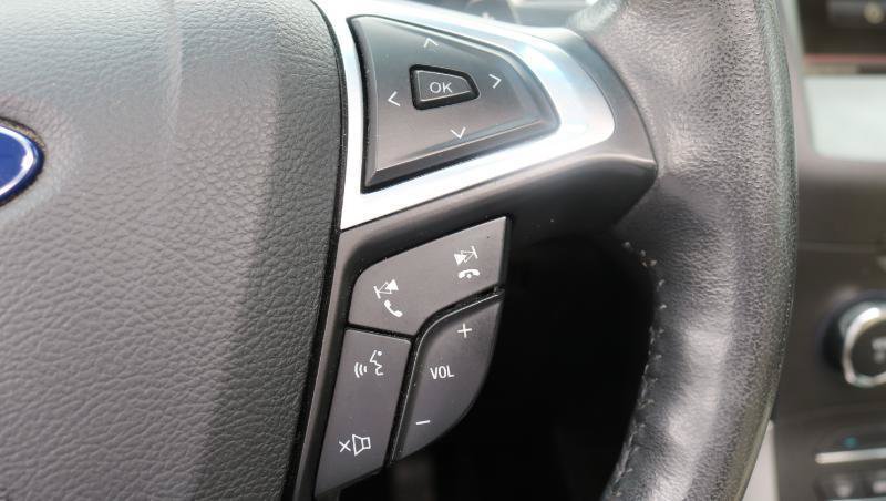 Used 2015 Ford Edge SEL w/ Equipment Group 201A AWD/4WD image 11