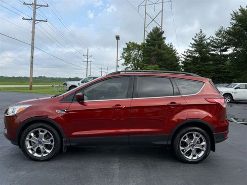 Used 2014 Ford Escape SE w/ Equipment Group 201A AWD/4WD image 3