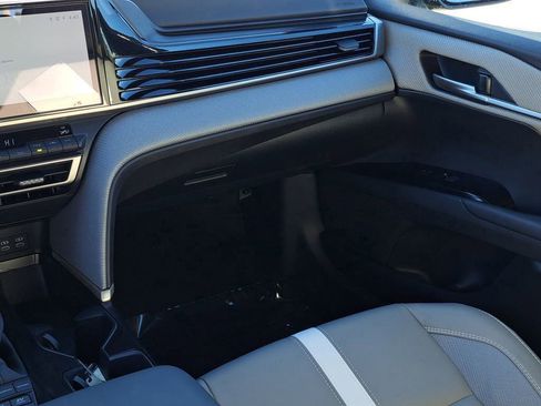 Certified 2025 Toyota Camry SE image 20